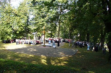 Besko 2009 - grekokatolicka Msza św. na cerkwisku #Besko #BeskidNiski #cerkwisko #cerkiew