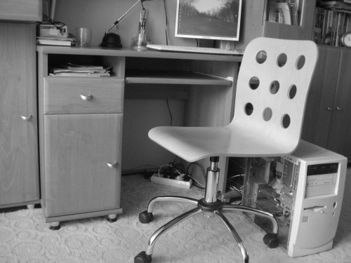 ciekawe krzesło braciszka #krzesło #nowoczesność #meble #mieszkanie
