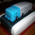 Piętrowy z ciężarówką #tort #tir #truck #piętrowy #cake