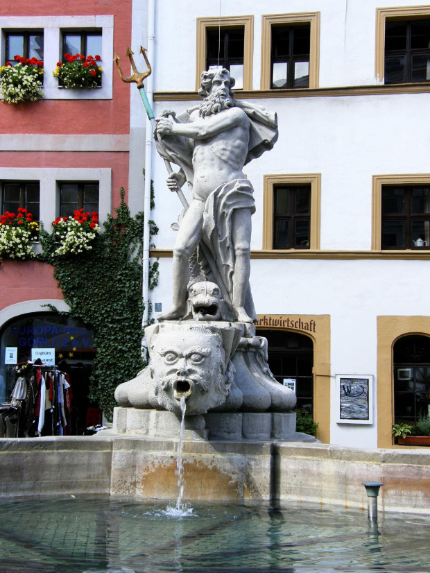 Jedna z pięknych fontann w Goerlitz #fontanny #Goerlitz #niemcy