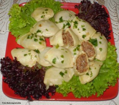 Pierogi z kaszą gryczaną Przepisy na : http://www.kulinaria.foody.pl/ , http://www.kuron.com.pl/ i http://kulinaria.uwrocie.info #pierogi #KaszaGryczana #obiad #jedzenie #gotowanie #kulinaria #PrzepisyKulinarne