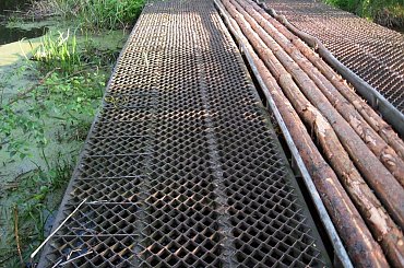 Kanał Zaborowski-czołgowy mostek zachęca :) #PuszczaKampinoska #KanałZaborowski #MostCzolgowy