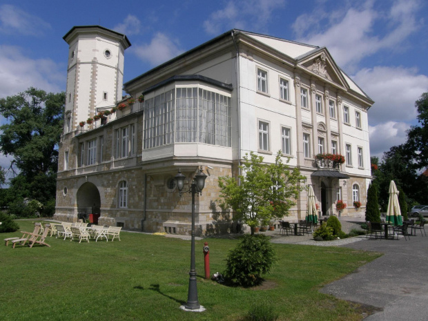 Pałac Brunów k. Lwówka Śląskiego #Brunów #majątek #LwówekŚl