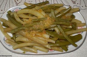 Fasolka szparagowa..Przepisy na : http://www.kulinaria.foody.pl/ , http://www.kuron.com.pl/ i http://kulinaria.uwrocie.info #fasolka #jedzenie #gotowanie #warzywa #kulinaria #PrzepisyKulinarne