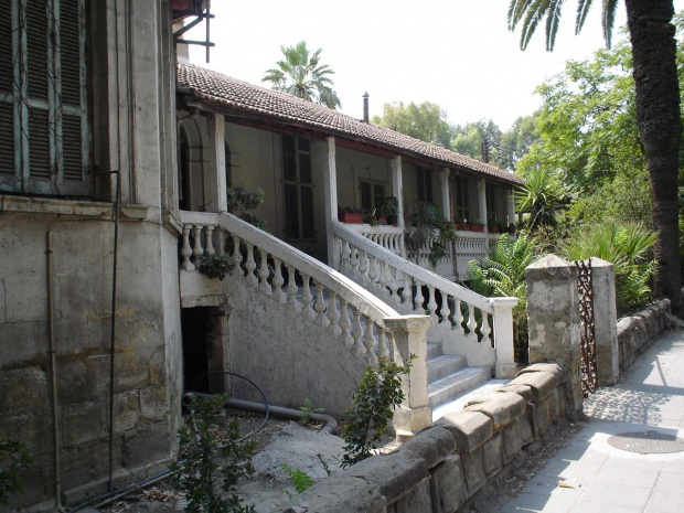 Nikozja - stary dom w stylu kolonialnym #Cypr #Nikozja