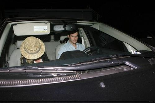 Ashley and Justin leaving Orso restaurant in Hollywood-paparazzi wrzesień 2008