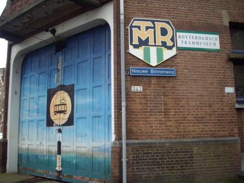 Muzeum tramwajów - w dość niepozornym i niedużym budynku.