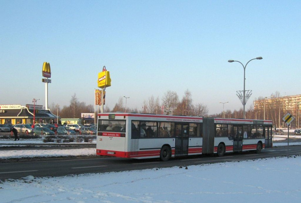 MAN NG312 #28 (PKM Jastrzębie-Zdrój) na 128 (MZK Jastrzębie-Zdrój), Jastrzębie-Zdrój, Aleja Piłsudskiego: