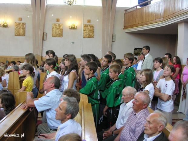 Foto: Nicewicz - III Wojewódzkie Biegi Pokoju Im. Sługi Bożego Jana Pawła II. Msza Św. w Kościele Najświętszego Serca Jezusowego w Koźle w dniu 08-06 -2008r #Nicewicz #Parafa #Najświętszego #Serca #Jezusowego #WKoźle #powiat #Gmina #Kolno