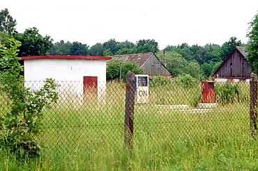 to stacja benzynowa w Orzechówku koło Łodzi. Przy sieciowych koncernach wypada bardzo mizenie... #śmieszne #humor