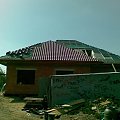 Czerwiec 2008 - Dach - prace dekarskie w toku - dachówka Koramik - E32 czerwona angoba
