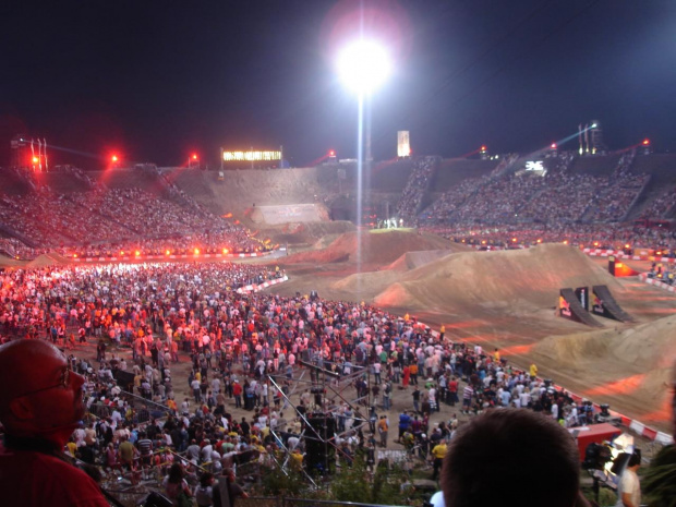 !!! #Warszawa #motocykle #zawody #StadionDziesięciolecia #StadionNarodowy #TravisPastrana