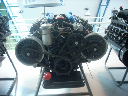 Tatra V12 #Tatra #diesel #V12 #ChłodzeniePowietrzem