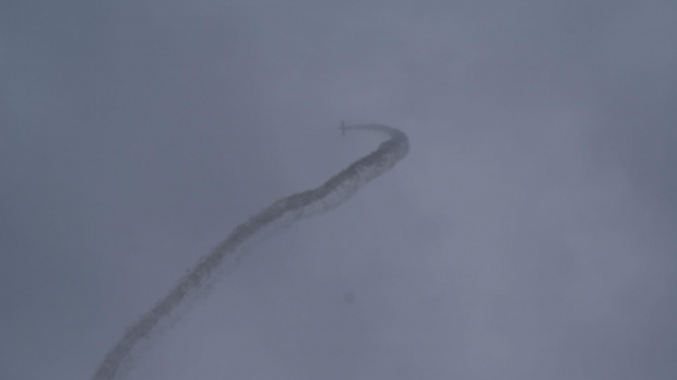 Najciekawsze zdjęcia z pikniku lotniczego w B-B. #samoloty #powietrze #akrobacje #SportyPowietrzn #Jurgis #dym #korkociąg